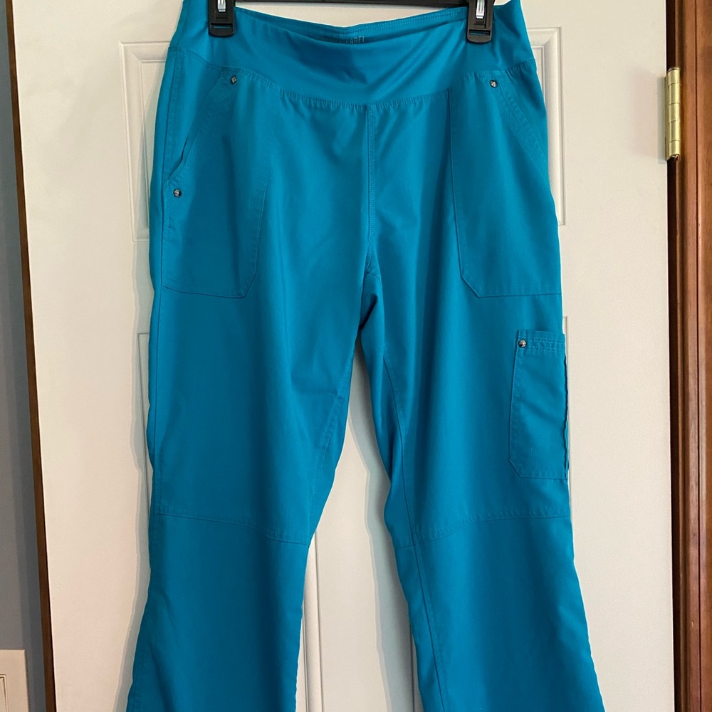 Purple Label Yoga by Healing Hands. Turquoise Scrum Pants size Petite Medium